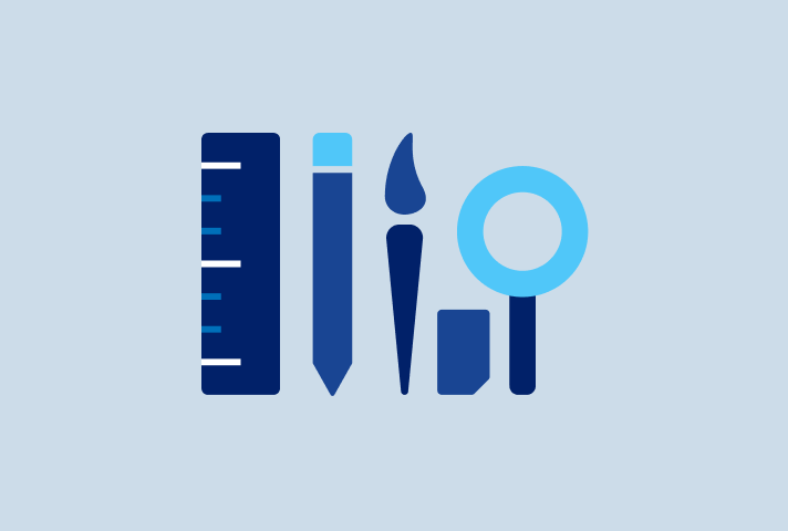 Ein blaues Symbol mit Werkzeugen wie einem Lineal, Bleistift und Lupenglas.