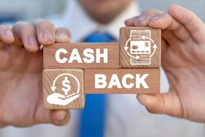 Cashback-Treueprogramm, Cashback-Belohnungssystem und Geld zurückerstattet bekommen.