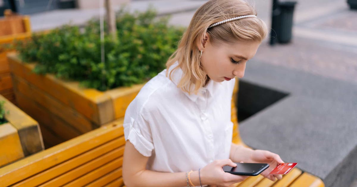 Qu'est-ce que le code CVV ? Un guide complet | PayPal FR